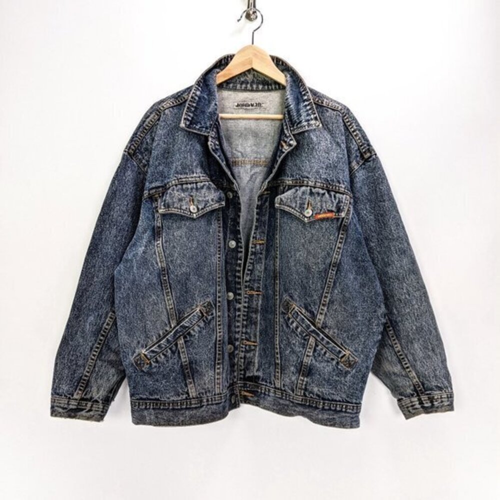 Vintage 80s Jordache Size L Mens Classic Denim Jean Jacket in Trucker Blue